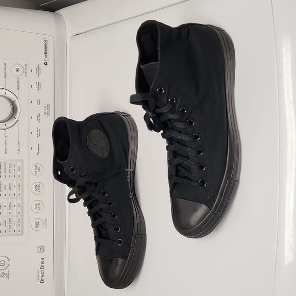 Converse Chuck Taylor All Star Classic Hi-top Men's size 9.5 & size 11 All Black - Picture 3 of 8